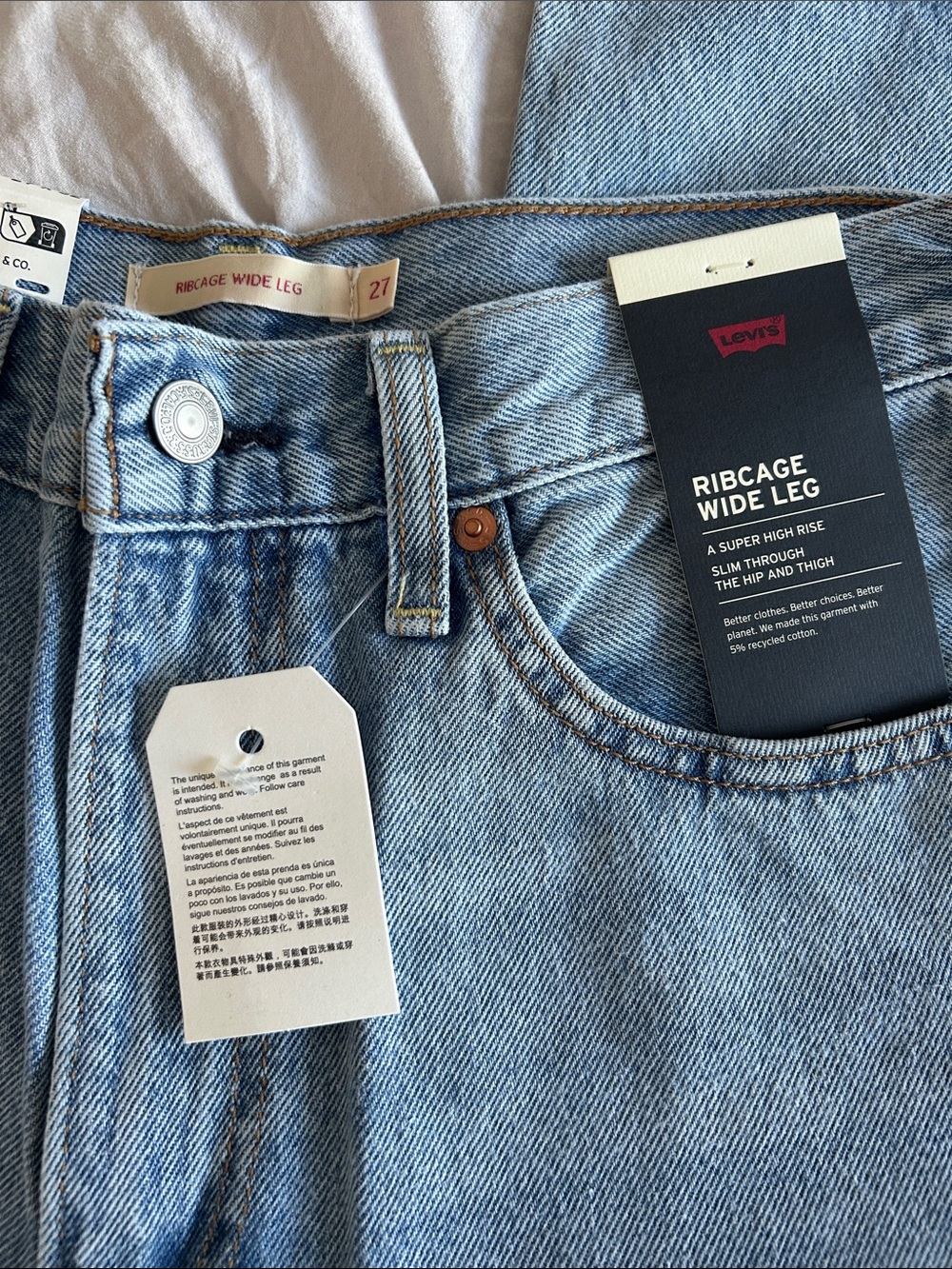 NWT Levi’s Ribcage Wideleg Jeans - Picture 7 of 8